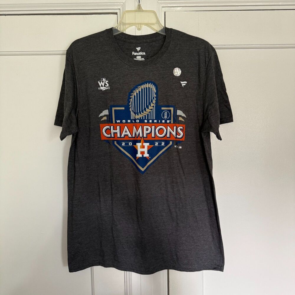 HOUSTON ASTROS 2022 World Series Champions T-Shirt Mens Size L NWT